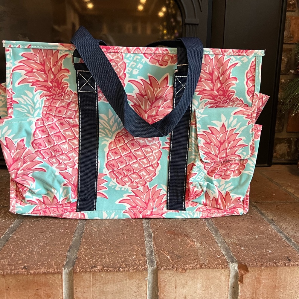 NWOT Pineapple Tote Bag
